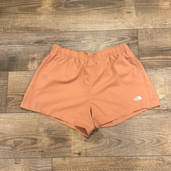 The North Face Athletic Short Peach Color Size Medium - Picture 1 of 4